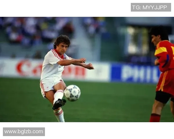 探讨足球界的传奇9号球员及其辉煌成就与影响力